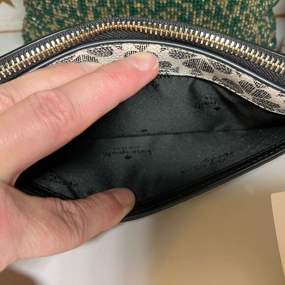 Lucy Spade Flower Medium L-zip Wristlet/Clutch - Picture 7 of 8